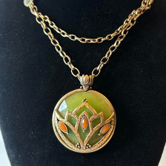 Lucky Brand Jewelry - Lucky Brand Green Pendant Antiqued Gold Tone Lotus Necklace Boho 20"